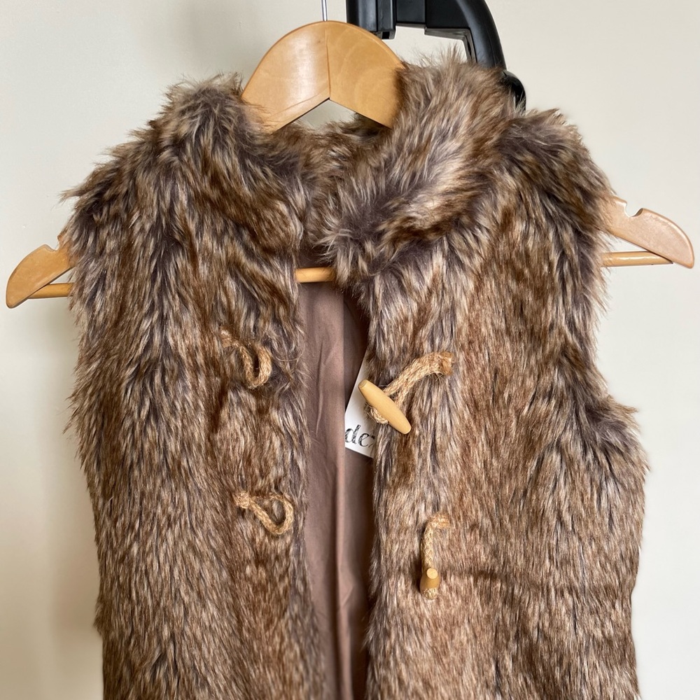 Girls Faux Fur Vest